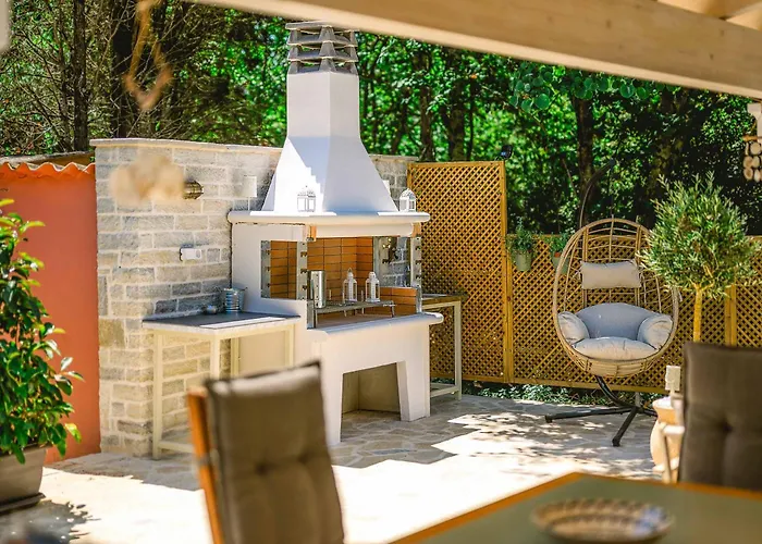 Jinjola Agios Stefanos Kassiopi